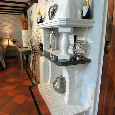 Cozy Coastal Retreat Near Arendal Διαμέρισμα